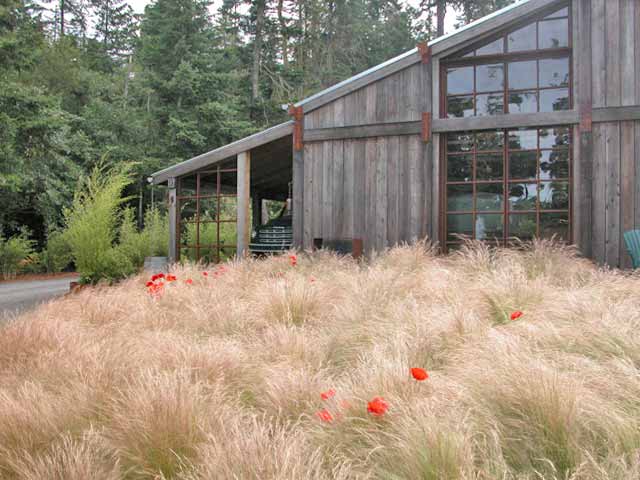 A Barn For All Seasons